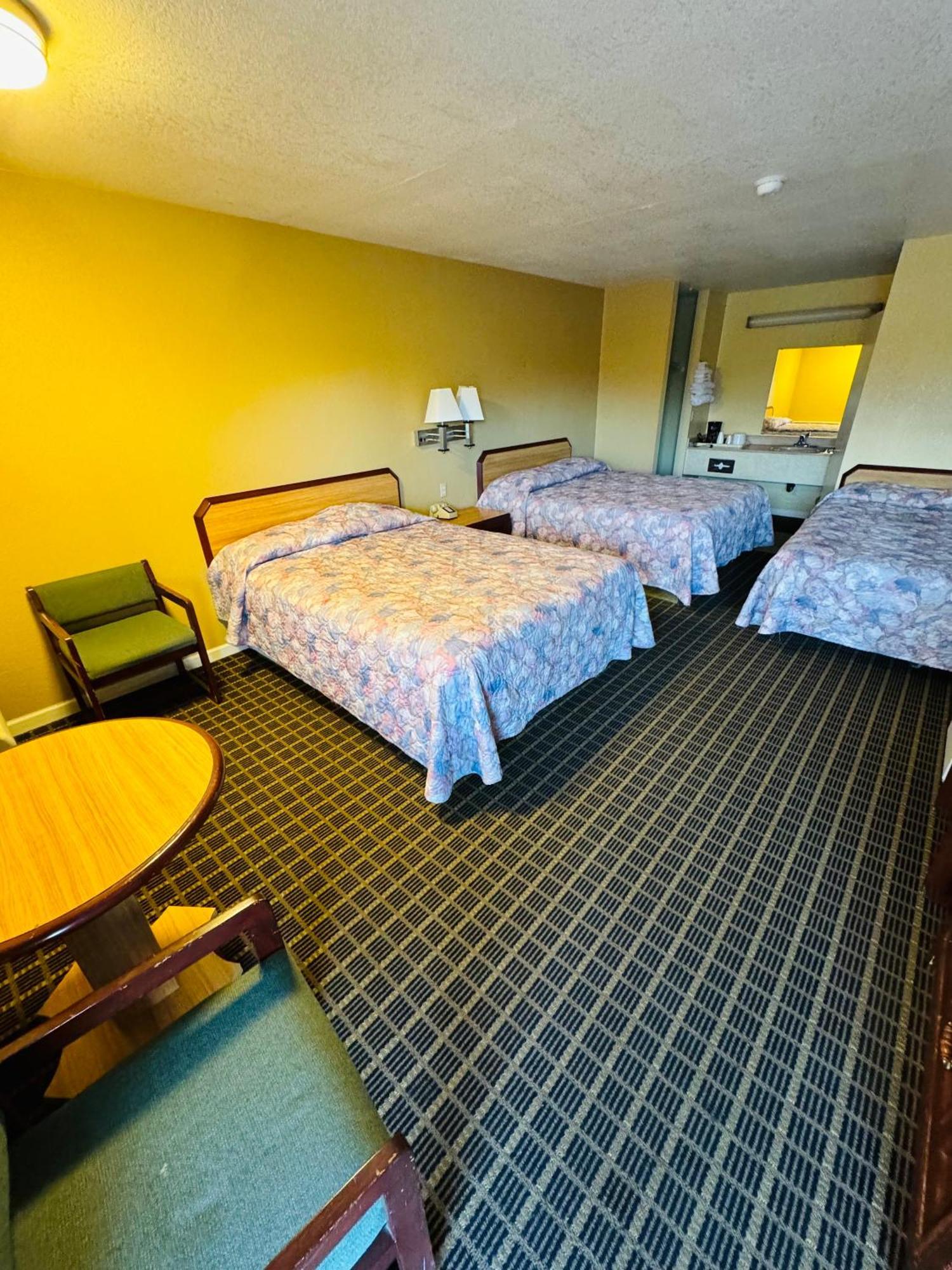 Mount Whitney Motel Lone Pine Bagian luar foto